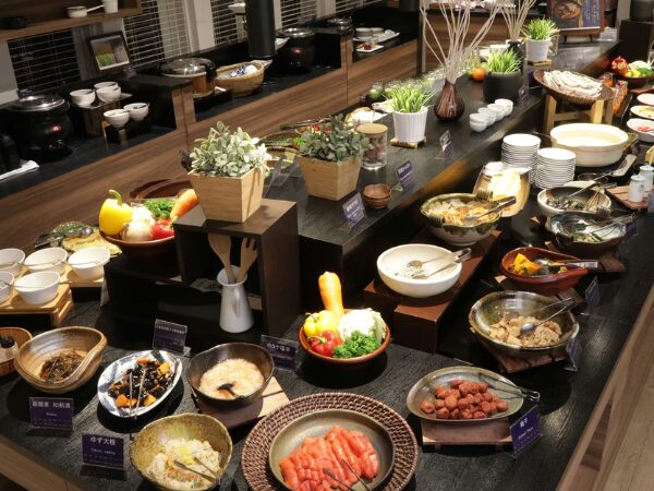 クインテッサホテル札幌｜海鮮丼・スープカレー・ジンギスカンを朝から満喫